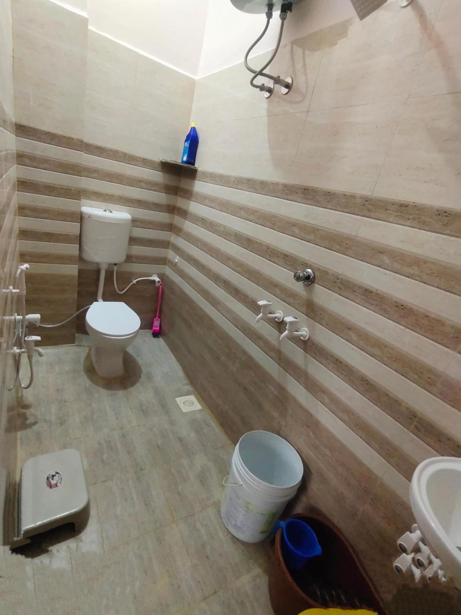 Deviksha Home Stay Уджайн Екстериор снимка